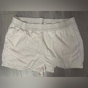 Old Navy Women's Tan Shorts